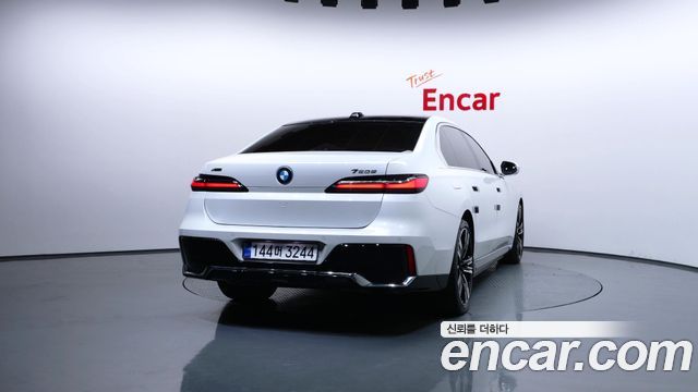 BMW 7-Series из Кореи Encar