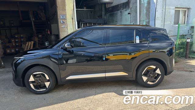 Kia EV3 Long Range 2WD AIr — пробег 3 500 км — фото 2 из 5