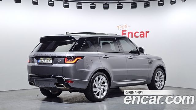 Land Rover Range Rover Sport 3.0 SDV6 HSE Dynamic — пробег 99 913 км — фото 2 из 5