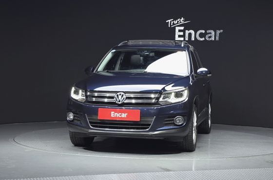 Volkswagen Tiguan 2.0 TDI Premium 5N — пробег 61 043 км — фото 3 из 5