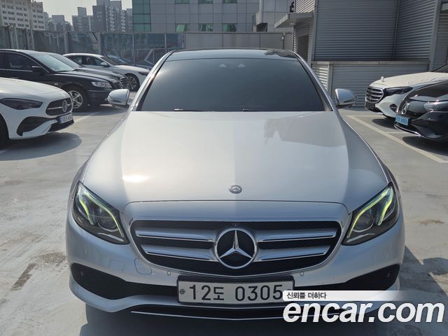 Mercedes-Benz E-Class из Кореи Encar
