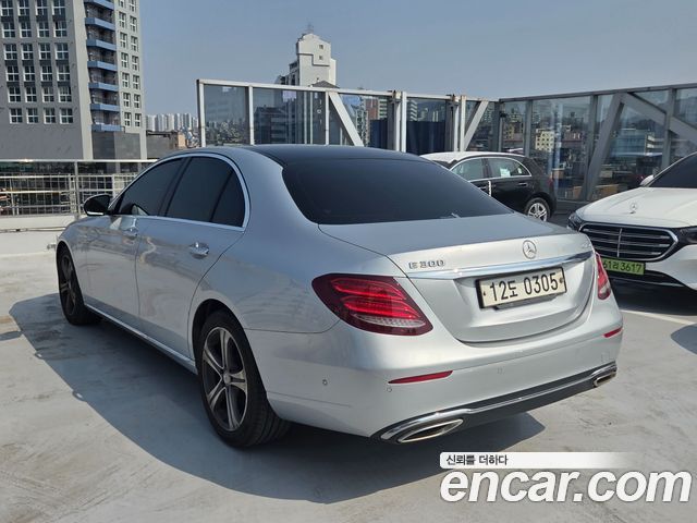 Mercedes-Benz E-Class из Кореи Encar