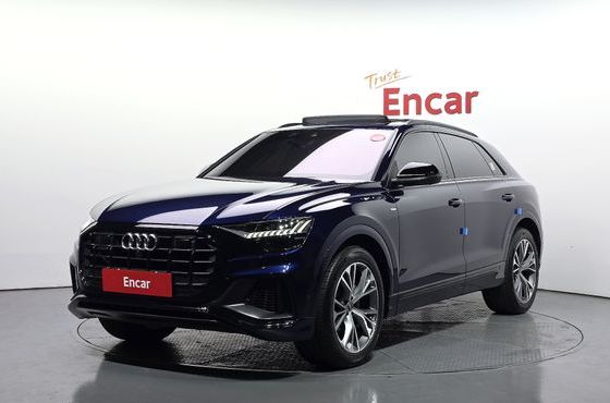 Audi Q8 55 TFSI Quattro Premium — пробег 50 906 км — фото 1 из 5