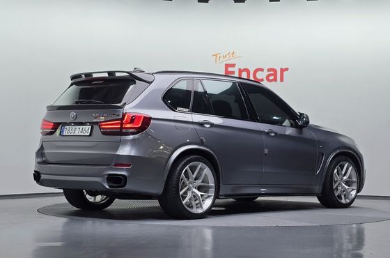 BMW X5 xDrive M50d — пробег 121 828 км — фото 2 из 5