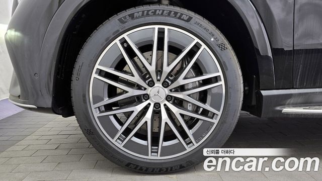Mercedes-Benz GLE-Class AMG GLE53 4MATIC+ Coupe — пробег 16 км — фото 5 из 5