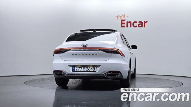 Hyundai Grandeur из Кореи Encar