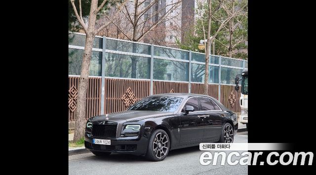 Rolls-Royce Ghost 6.6 V12 — пробег 30 000 км — фото 4 из 5