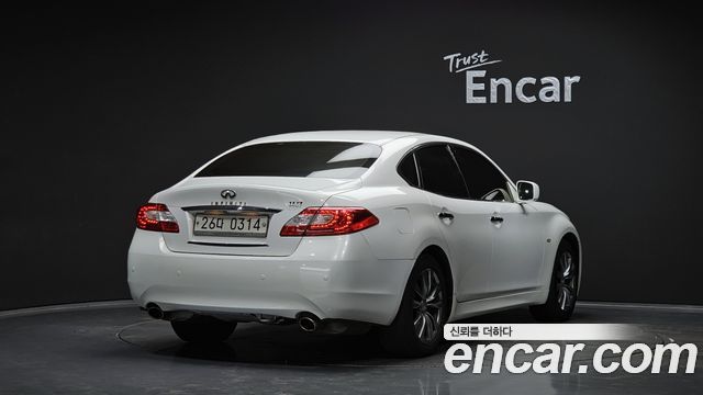 Infiniti M из Кореи Encar