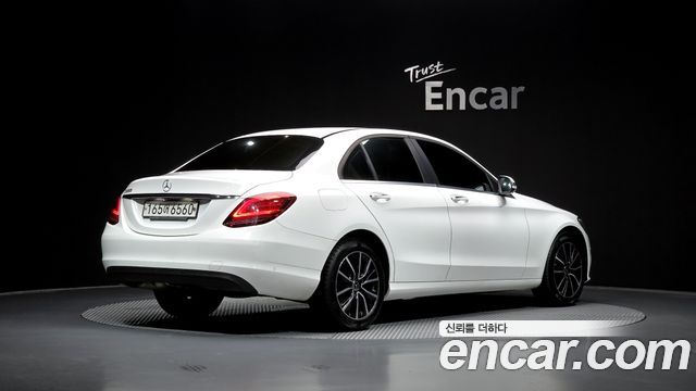 Mercedes-Benz C-Class из Кореи Encar