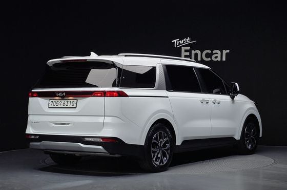 Kia Carnival 11-Seater Prestige — пробег 89 164 км — фото 2 из 5