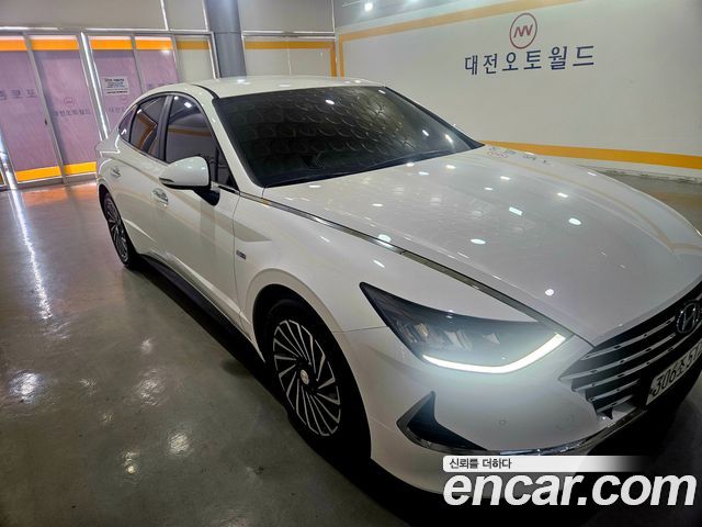 Hyundai Sonata Premium Family — пробег 87 389 км — фото 3 из 5