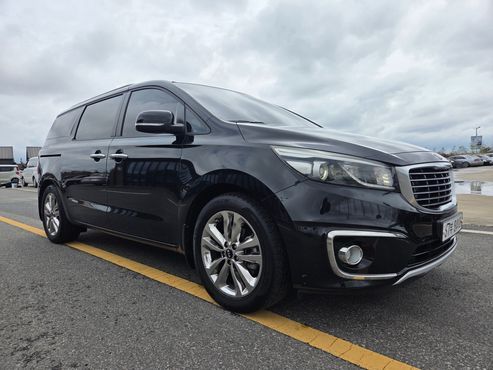 Kia Carnival 9-seater Prestige — пробег 174 000 км — фото 4 из 5