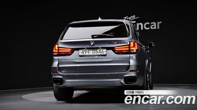 BMW X5 xDrive M50d — пробег 80 298 км — фото 4 из 5