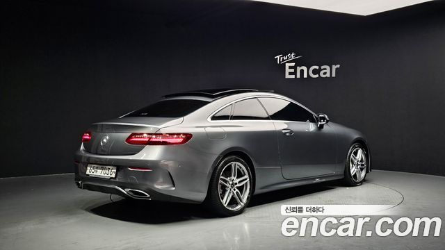 Mercedes-Benz E-Class из Кореи Encar