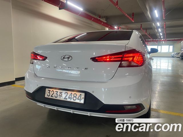 Hyundai AVANTE из Кореи Encar
