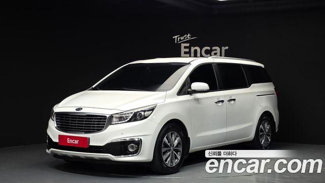 Kia Carnival 9-seater Luxury — пробег 225 017 км — фото 1 из 5