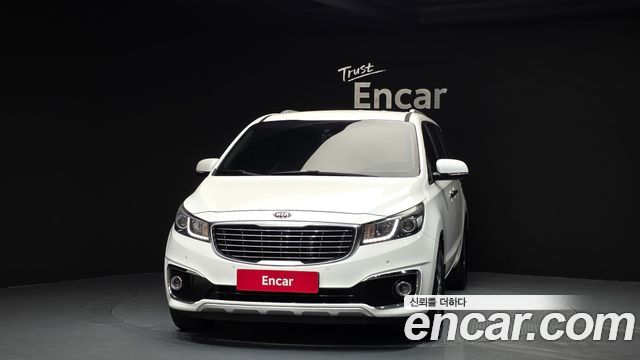 Kia Carnival 9-seater Luxury — пробег 225 017 км — фото 3 из 5