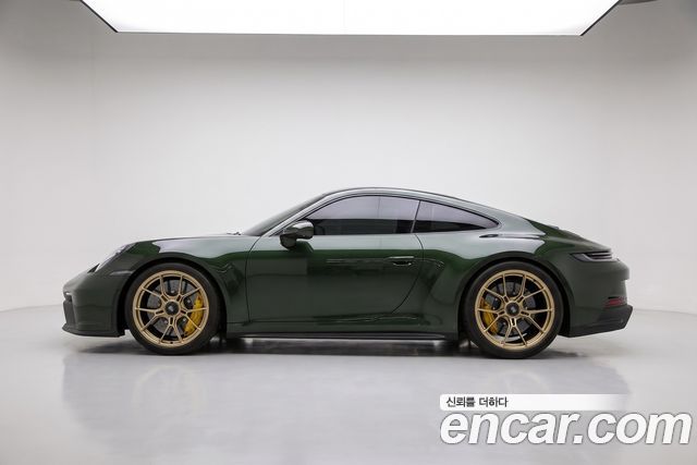 Porsche 911 GT3 Touring — пробег 300 км — фото 1 из 5