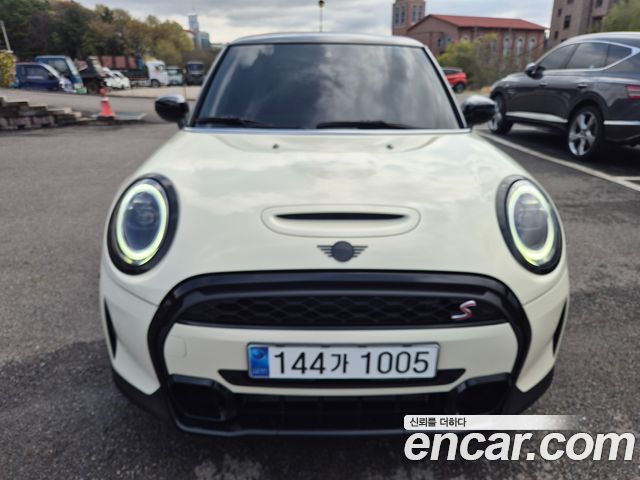 Mini Cooper Classic Third Generation — пробег 53 814 км — фото 1 из 5