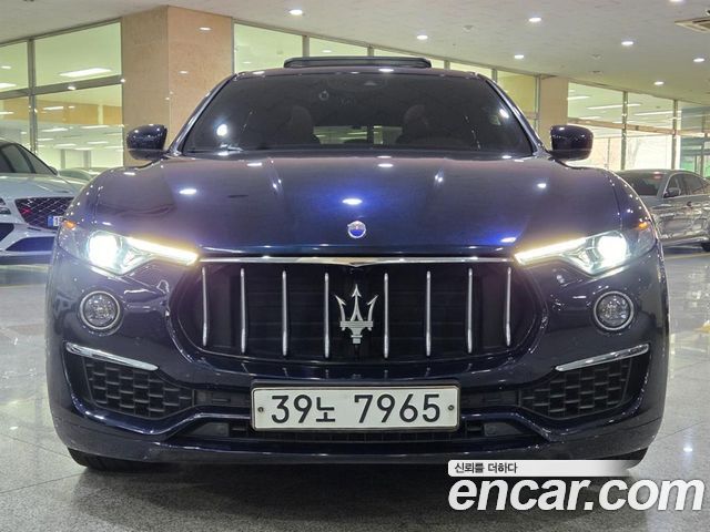 Maserati Levante 3.0 AWD — пробег 45 436 км — фото 2 из 5