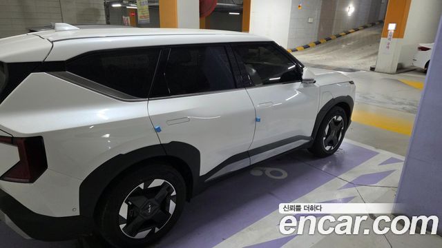 Kia EV5 Long Range 2WD AIr — пробег 1 500 км — фото 2 из 5