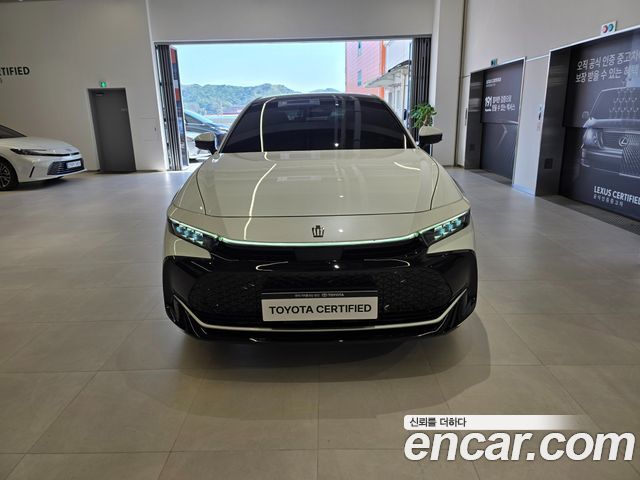 Toyota Crown из Кореи Encar