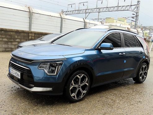 Kia Niro Signature — пробег 125 280 км — фото 2 из 5