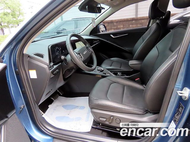 Kia Niro Signature — пробег 125 280 км — фото 5 из 5