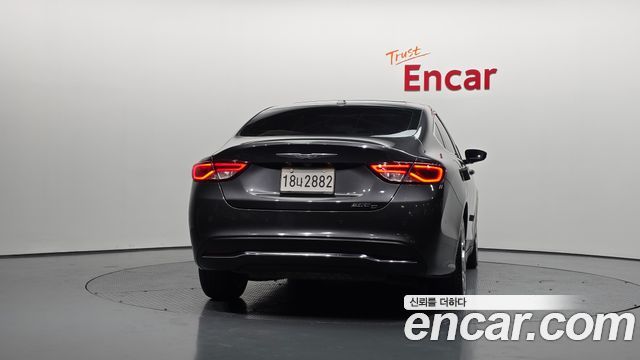 Chrysler 200 из Кореи Encar