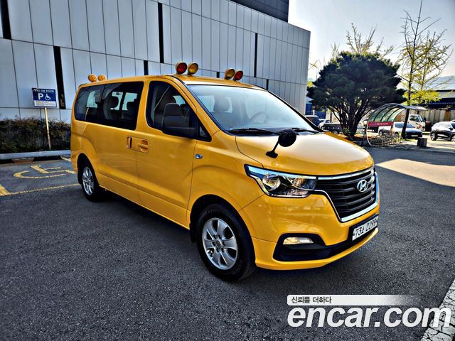 Hyundai Starex 4WD School Bus — пробег 103 000 км — фото 3 из 5