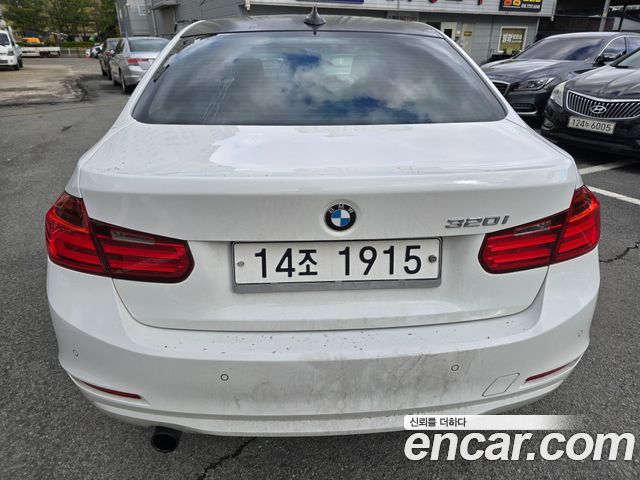 BMW 3-Series из Кореи Encar