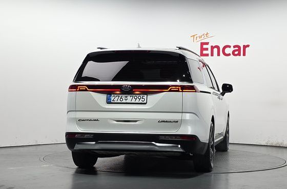Kia Carnival Gasoline 7-Seater Signature — пробег 21 617 км — фото 4 из 5
