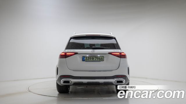 Mercedes-Benz GLE-Class GLE450 4MATIC — пробег 1 962 км — фото 4 из 5