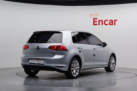 Volkswagen Golf 1.4 TSI — пробег 109 968 км — фото 2 из 5