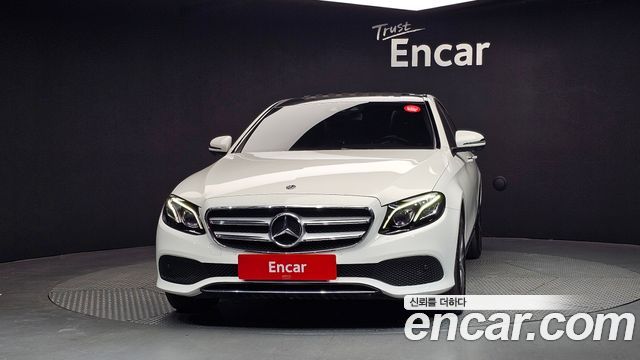 Mercedes-Benz E-Class из Кореи Encar