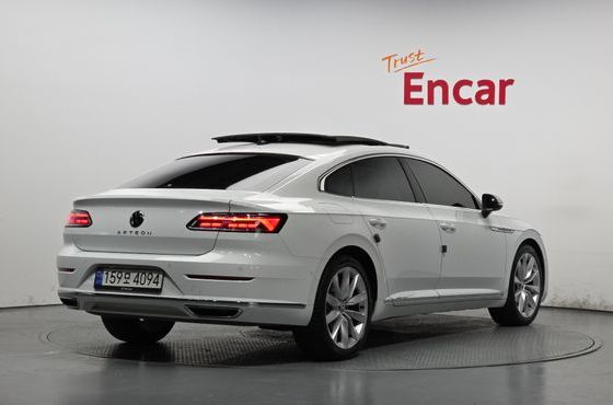 Volkswagen Arteon 2.0 TDI Prestige — пробег 63 015 км — фото 2 из 5