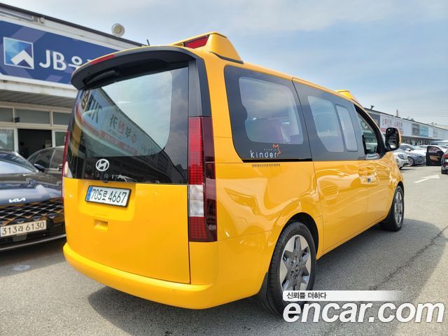 Hyundai Staria из Кореи Encar