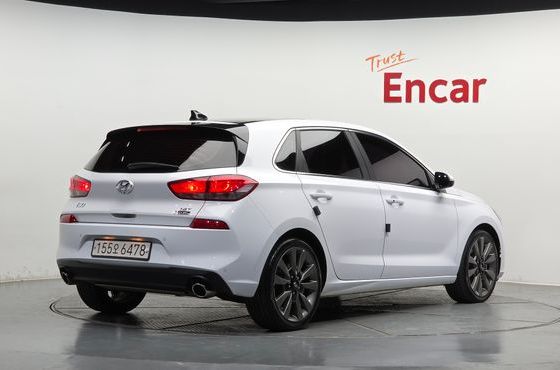 Hyundai i30 1.6 Turbo Sport Premium — пробег 69 235 км — фото 2 из 5