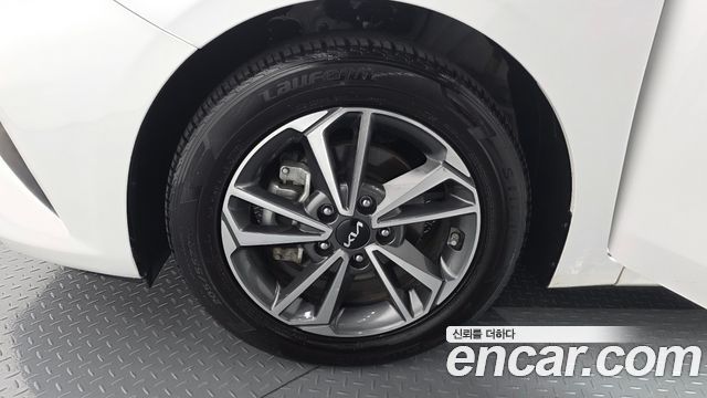 Kia K3 из Кореи Encar