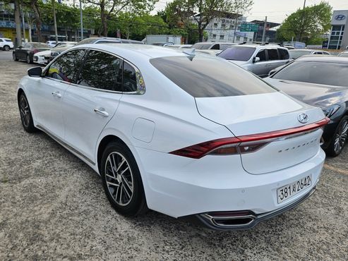 Hyundai Grandeur 2.5 Premium — пробег 115 361 км — фото 4 из 5
