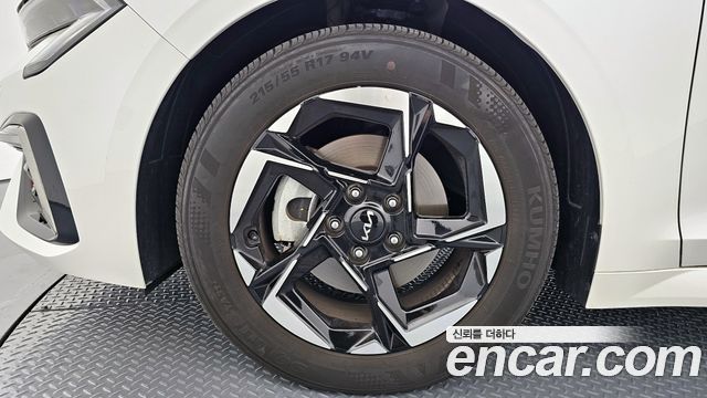 Kia K5 из Кореи Encar