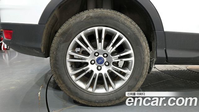 Ford Kuga из Кореи Encar