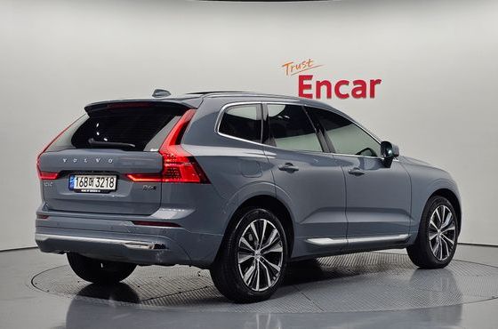 Volvo XC60 B6 Inscirtion — пробег 47 919 км — фото 2 из 5