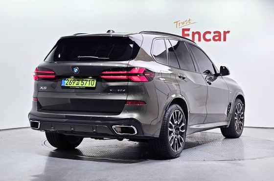 BMW X5 xDrive 30d M Sport — пробег 8 942 км — фото 2 из 5