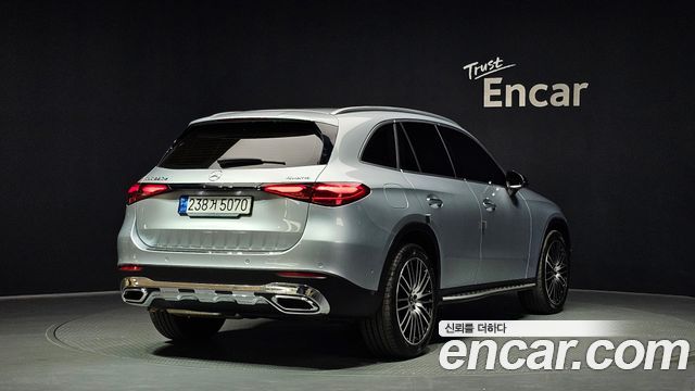 Mercedes-Benz GLC-Class GLC220 d 4MATIC — пробег 13 830 км — фото 2 из 5