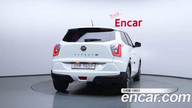 Ssangyong TIBOLI из Кореи Encar