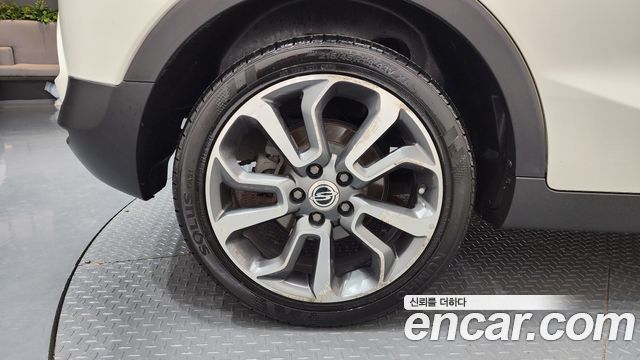 Ssangyong TIBOLI из Кореи Encar