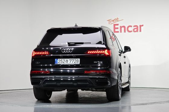 Audi Q7 55 TFSI Quattro Premium — пробег 30 970 км — фото 4 из 5