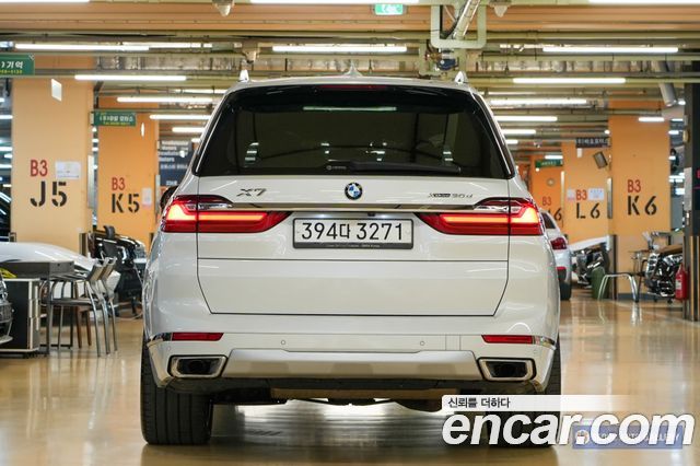 BMW X7 xDrive 30d Design Pure Excellence First Edition 6-Seater — пробег 95 929 км — фото 4 из 5