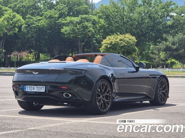 Astonmartin DB12 4.0 V8 Volante — пробег 773 км — фото 4 из 5